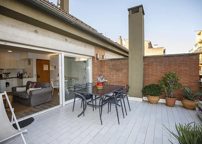 Apartamento con gran terraza Girona